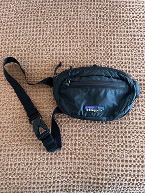 Patagonia Terravia Mini Hip Pack 1L Black